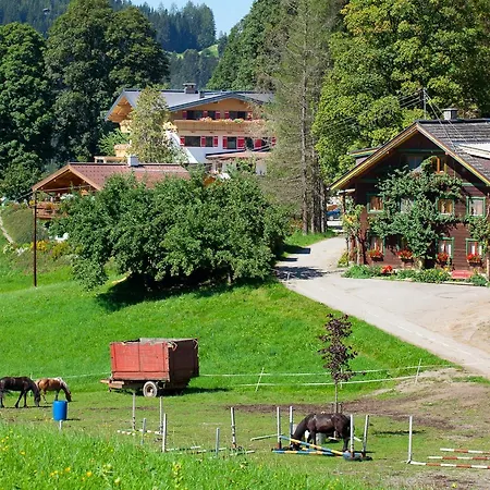 Zauchtaler Hof Gasthof 3*